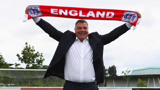 Sem títulos de expressão, o que a Inglaterra procura com Big Sam?