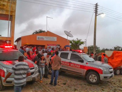 Pedra Lavrada-PB: Bandidos atacam viatura da PM em posto policial