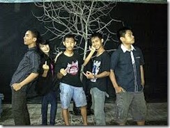 NASKAH DRAMA UNTUK 5 ORANG ARTI SEORANG SAHABAT