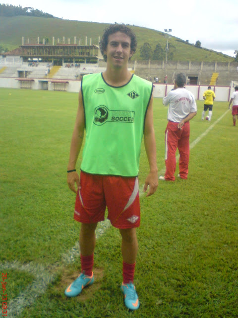 Resultado de imagem para dr. julio matÃ©ria com jogador do tombense leandro eugenio