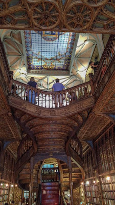  Livraria Lello e Irmão