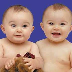 Penyebab mengandung anak kembar