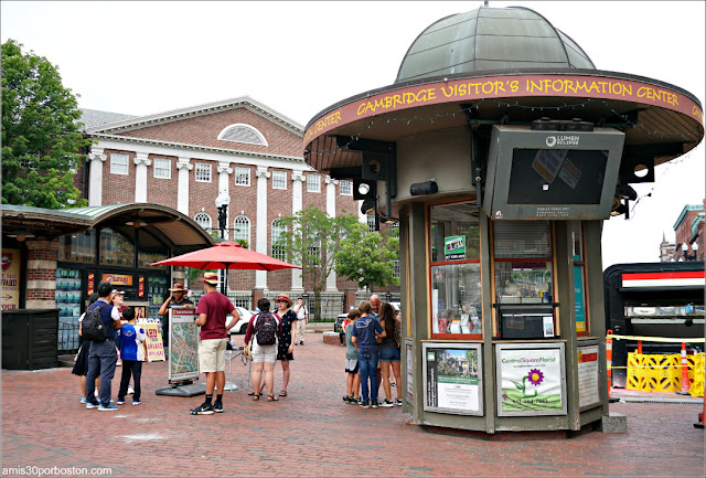 Harvard Square, Cambridge