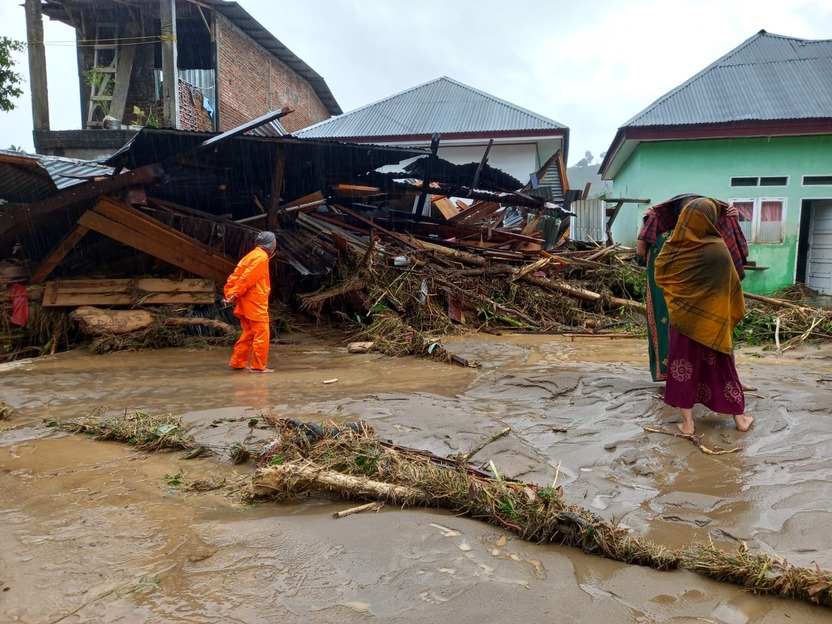 Pendistribusian Bantuan Terkendala Cuaca Buruk  3.000 Warga di Kecamatan Latimojong Masih Terisolasi