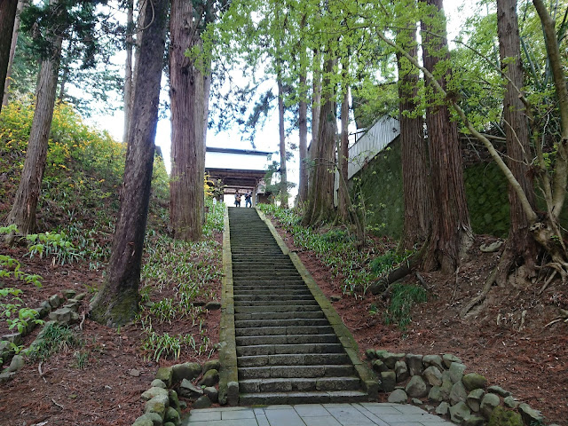 安楽寺の階段
