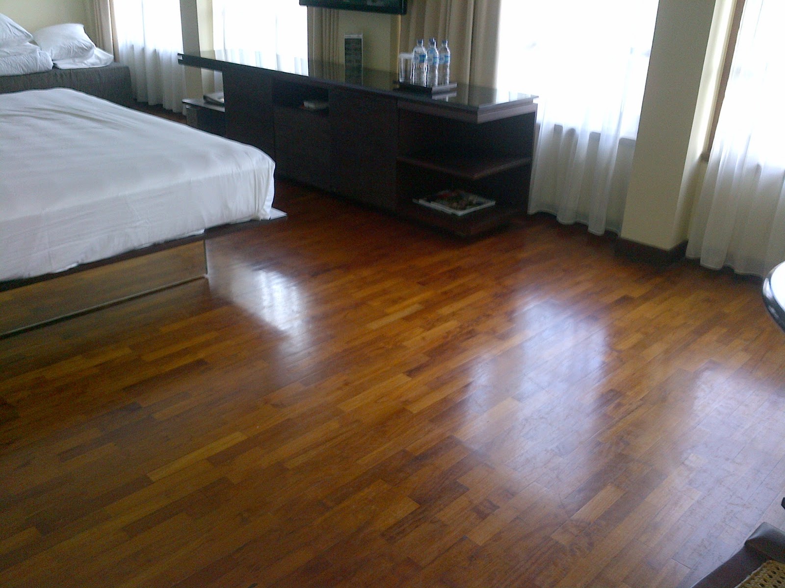 Apa yang di maksud parquet flooring atau laminated 