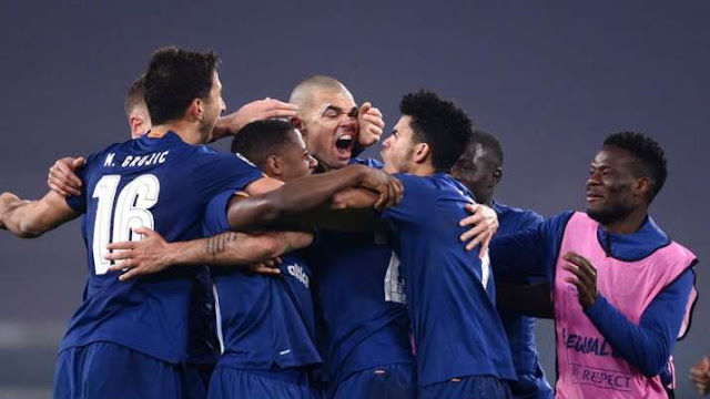 Pepe and Porto players celebrate knocking Juventus out of the Champions League