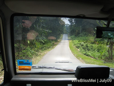 road leading to Sg Semadang