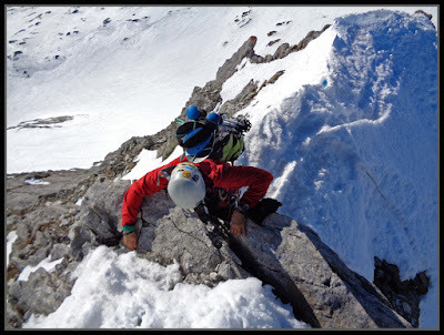 Resalte antes de la cima