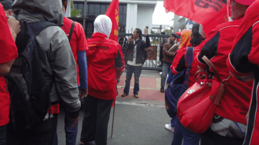 Aksi SGBN mengecam PHK Sepihak PT. Viardi Bintang Terang dan Aparat di Mahkamah Agung