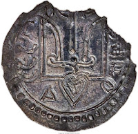 Reverso de uma moeda de Vladimir o Grande, príncipe de Kiev (imagem disponível no portal Numista).