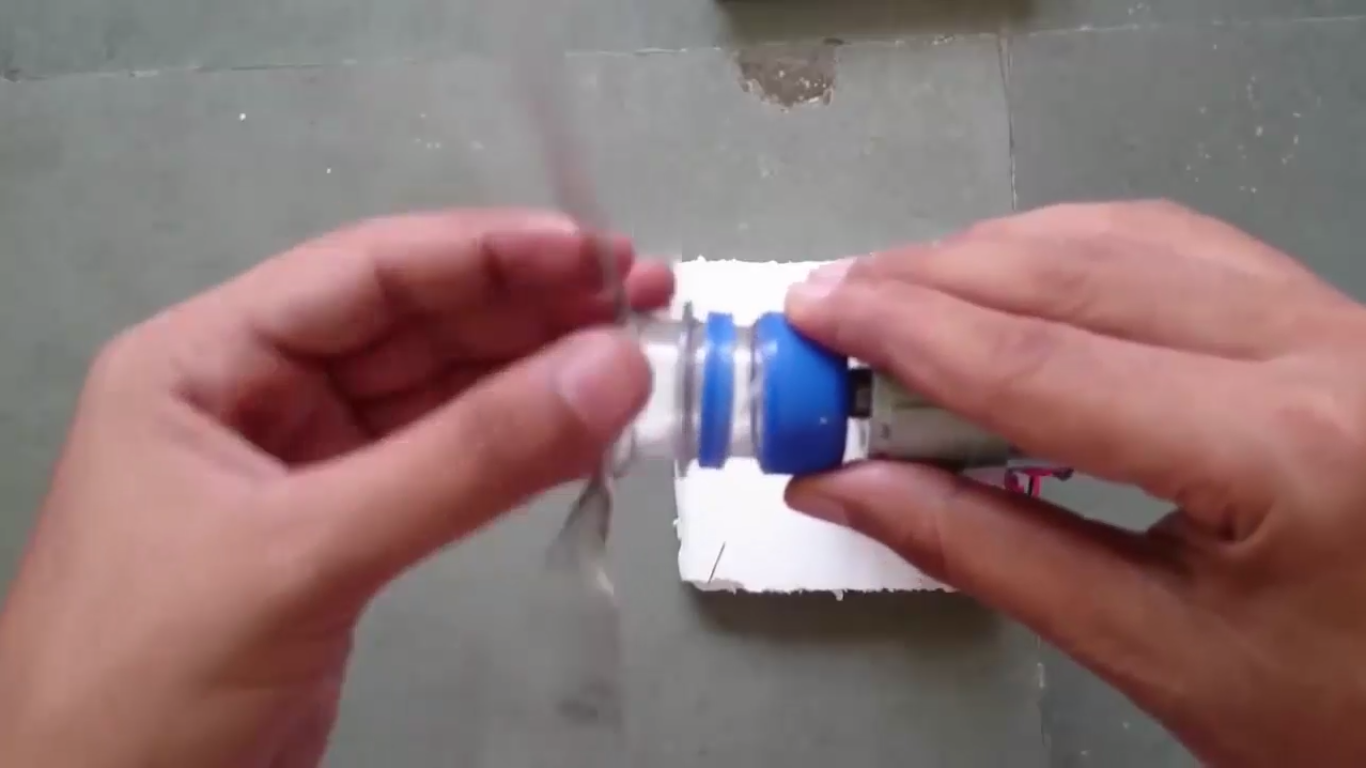Cara Membuat Kipas Angin Sederhana Dari  Botol Bekas Air 