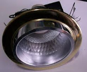 Lampu downlight