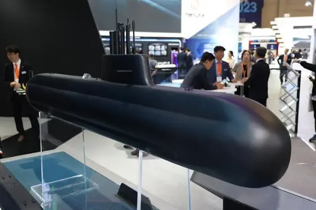 Un modelo de submarino de clase Changbogo-III Lote-II se ve en esta foto, 22 de diciembre 2023. Cortesía de Hanwha Ocean