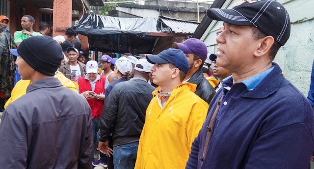 Senador Valentín llama población mantenerse en lugares seguros por efectos ciclón María