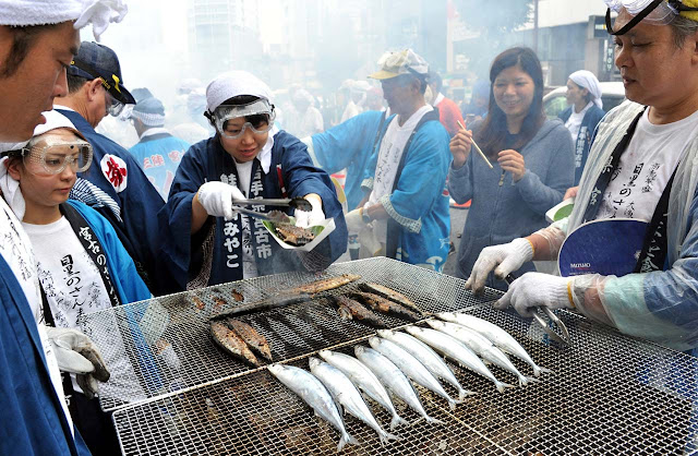 Lễ hội cá thu Meguro Nhật Bản mùa thu