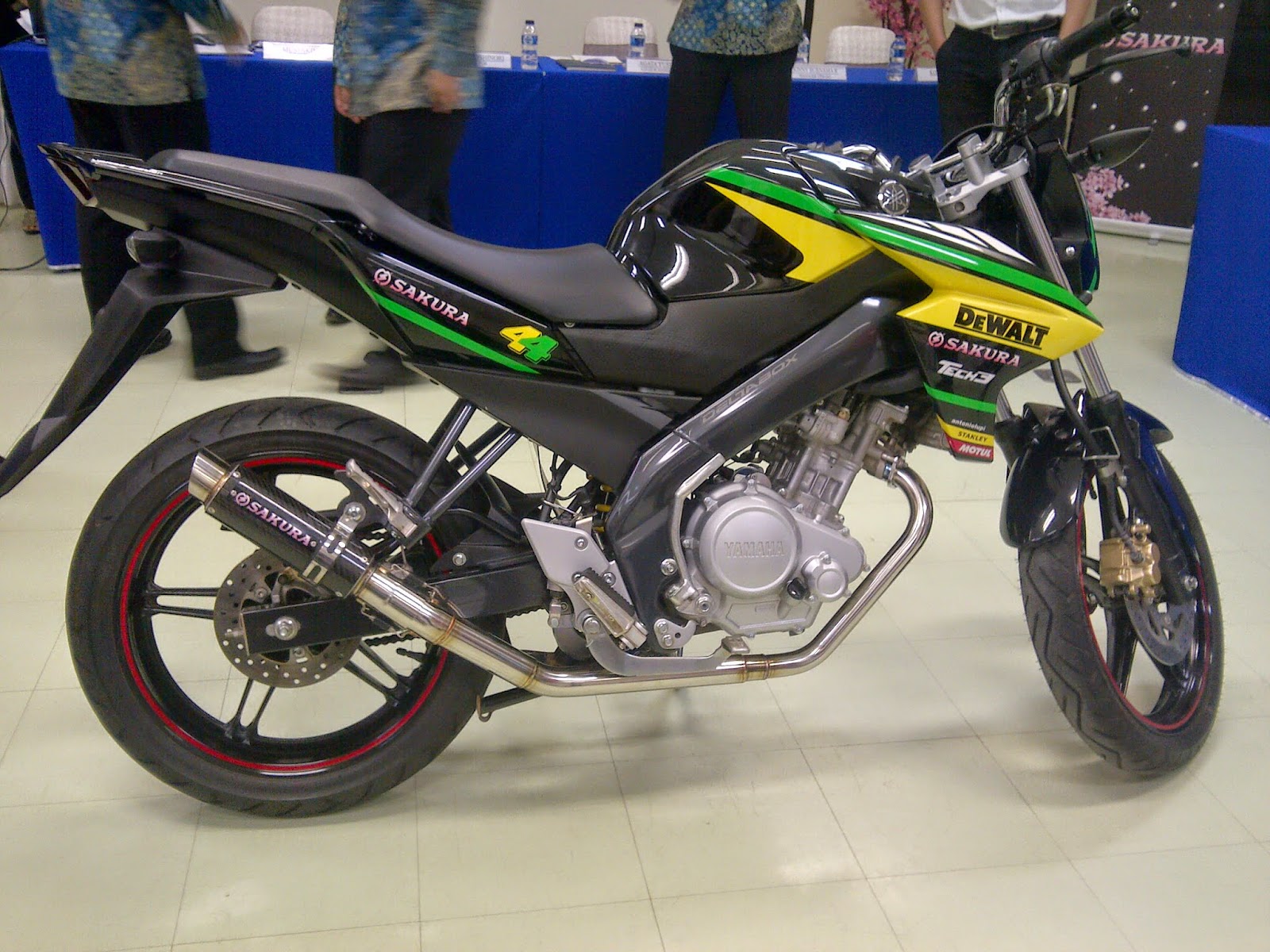 Knalpot Sakura Untuk New Vixion Seharga 19 Juta Dayeuhluhur Blog