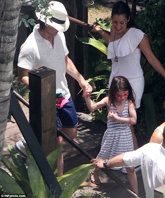 Katie Holmes & Tom Cruise Celebrates Birthday Pool Party