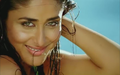 Kareena Kapoor Hot & Sexy Green Tiny bikini Pics