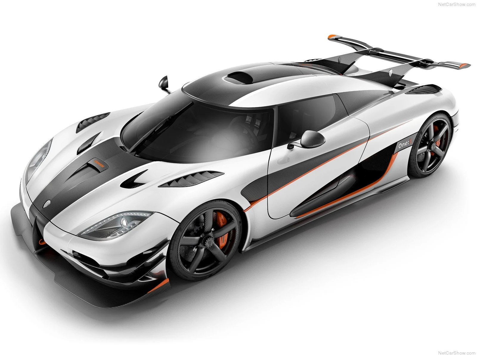 Hình ảnh siêu xe Koenigsegg One-1 2014 & nội ngoại thất