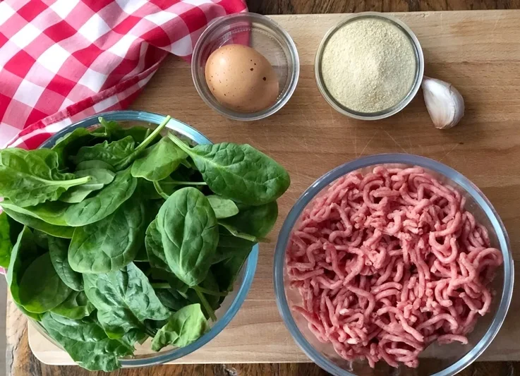 Hamburguesas de pollo y espinacas