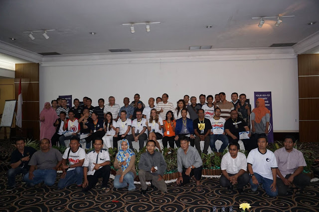 http://gudangtipstrikbinaryforex.blogspot.co.id/2017/08/big-conferense-surabaya-31-januari-2016.html