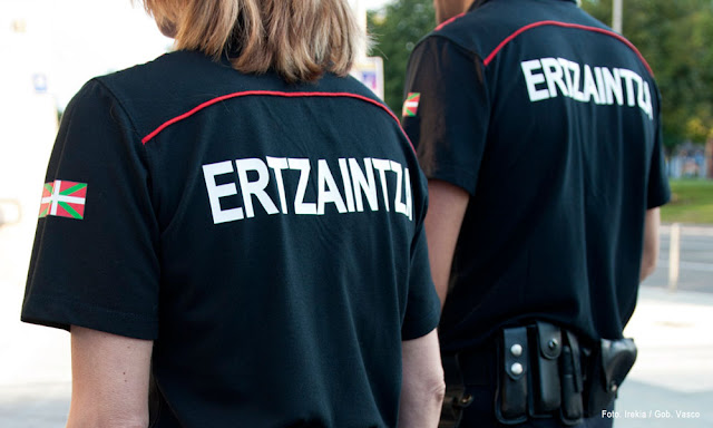 Agentes de la Ertzaintza