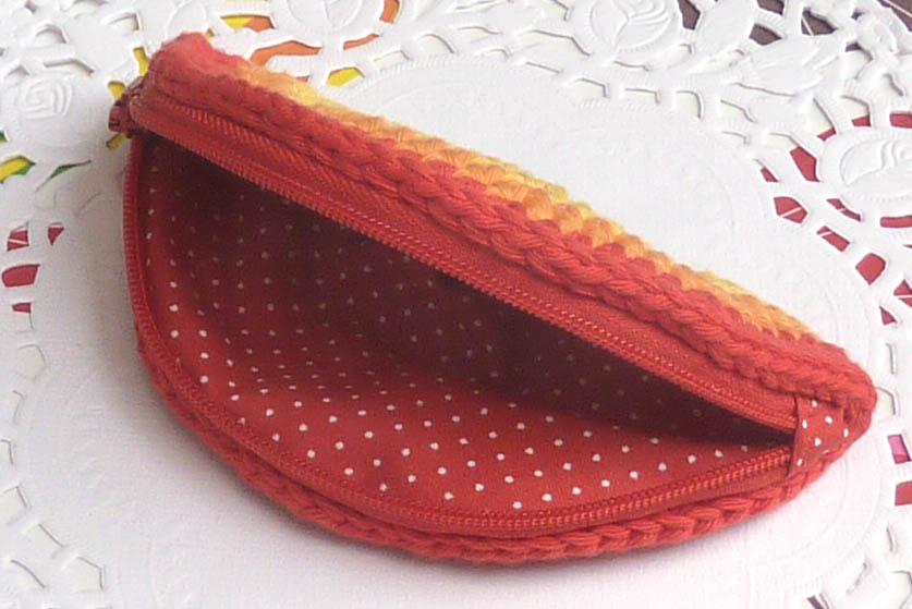 Rainbow Crochet Zipped Coin Purse Tutorial