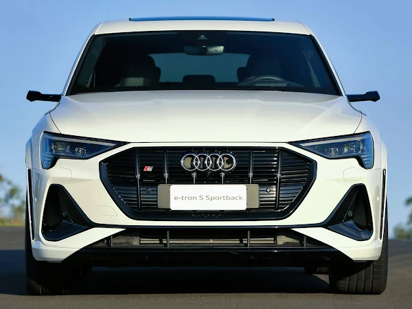 Audi e-Tron 2023 terá autonomia ampliada para cerca de 600 km