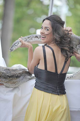 Mallika Sherawat Snake Cannes