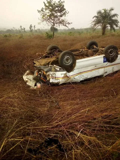 "So many people died but we came out by his grace"- Lady and her mother survives, others killed in fatal accident along Benin-Agbor road (photos)