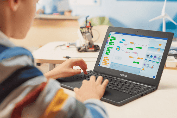 Laptops with essential learning features for blended learning