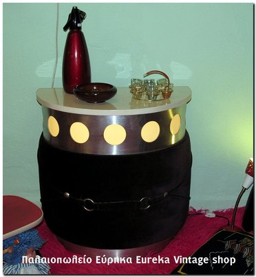 http://www.eurekashop.gr/2015/01/1970s-space-age.html