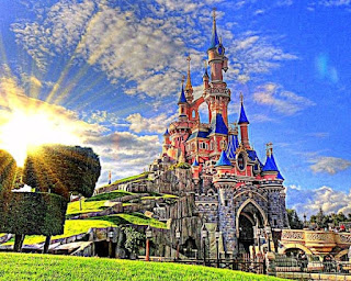 Les 30 ans de Disneyland Paris, du rêve à la réalité. https://ptitrapporteurdumagarin.blogspot.com/