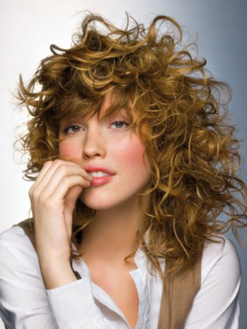 curly hairstyles long curly haircuts
