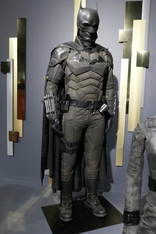 Robert Pattinson Batman 2022 costume