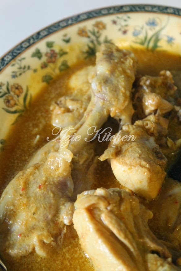 Masak Lemak Pedas Ayam Ala Minang - Azie Kitchen