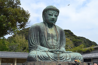 Great Buddha, Kamakura - www.curiousadventurer.blogspot.com