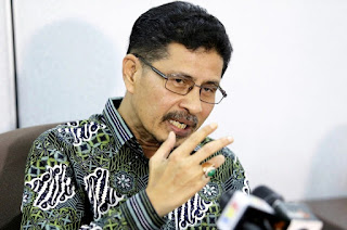 Ahli Parlimen Kapar Abdullah Sani minta Tun M menyegerakan beliau memberi laluan kepada Anwar Ibrahim menerajui negara