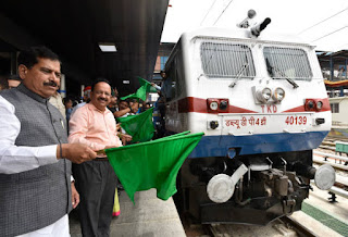 Suresh Angadi,state Railway Minister Passes away today