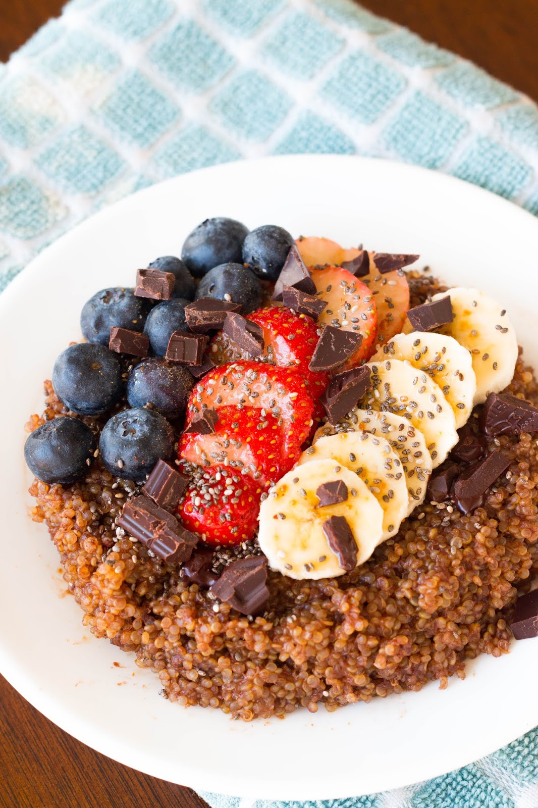 Chocolate Quinoa Breakfast Bowl