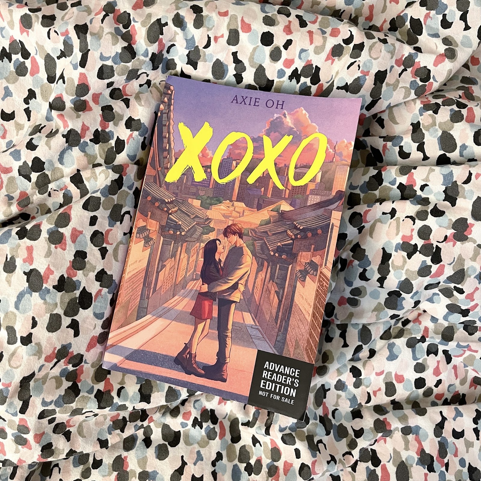 Friends with ARCs: XOXO