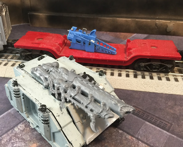 Looted Space Marine Tank; 40K Train with Kannon; Ork Plasma