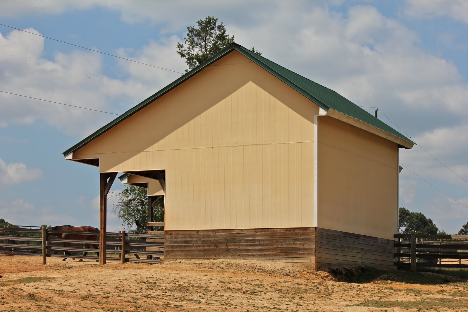 horse pasture shelter