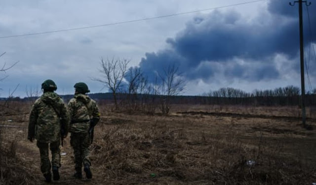 Ukrainian Military Says No Ban on Attacking Crimea