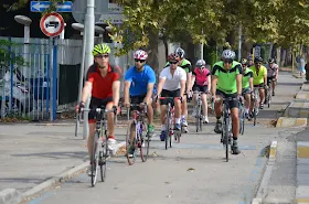 cycling umbria italy road bike rental shop in Assisi