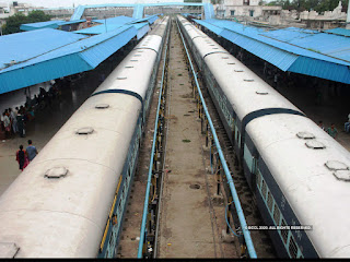 railway-fare-income-reduce-400-crore