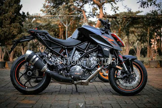 KTM 1290 Superduke R 2017