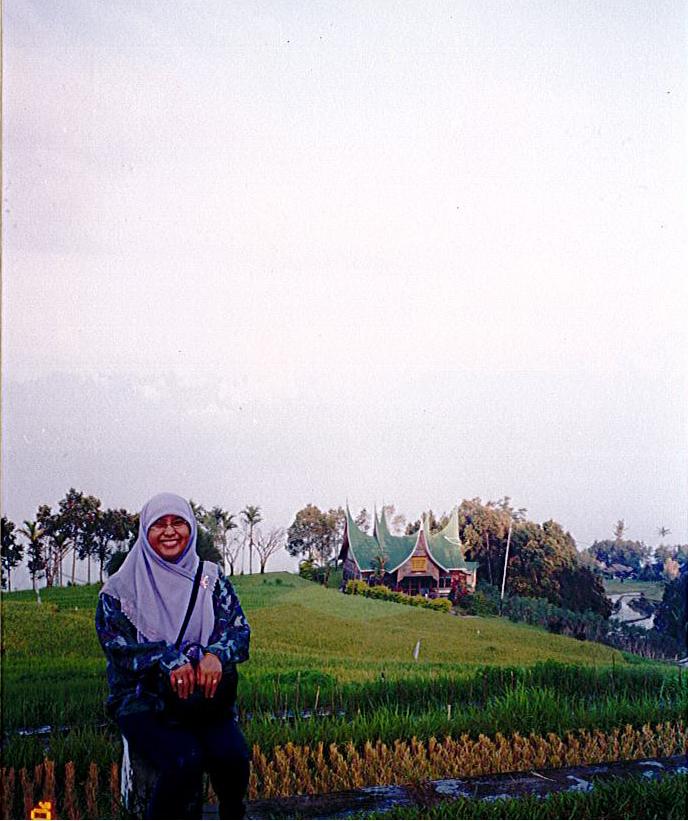 MY JOURNEY: PADANG ~ BUKIT TINGGI, INDONESIATINGGAL 