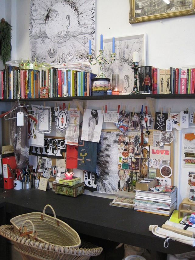 A photographic tour of the Draw In Light Design Studio. 